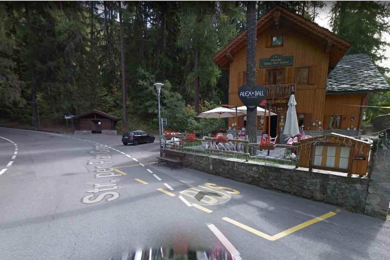 Joivy Superb Apartments For 6 With Mountain View And Garden In Courmayeur Exterior foto