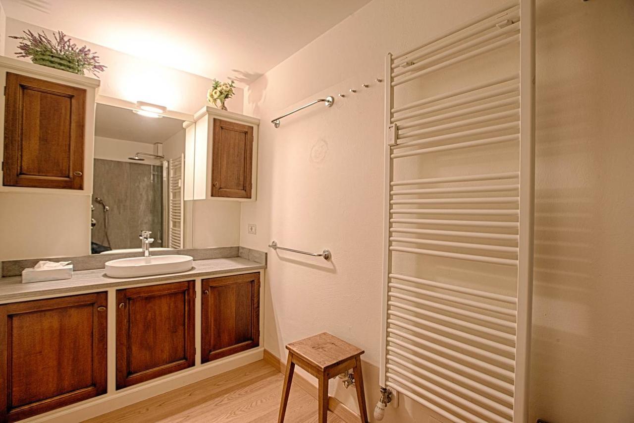 Joivy Superb Apartments For 6 With Mountain View And Garden In Courmayeur Exterior foto